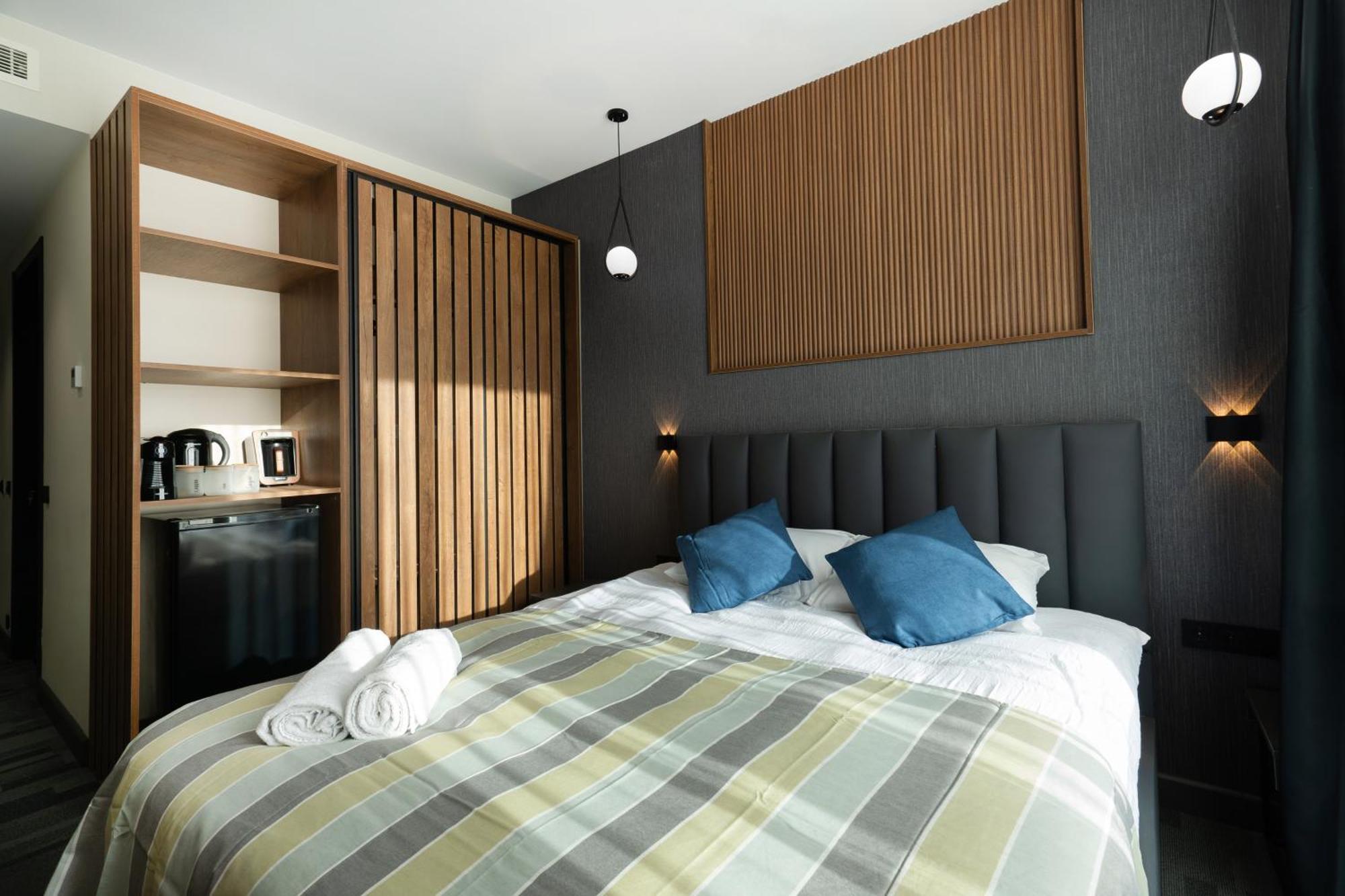 Nova Luxe Hotel & Residences Batumi Bagian luar foto