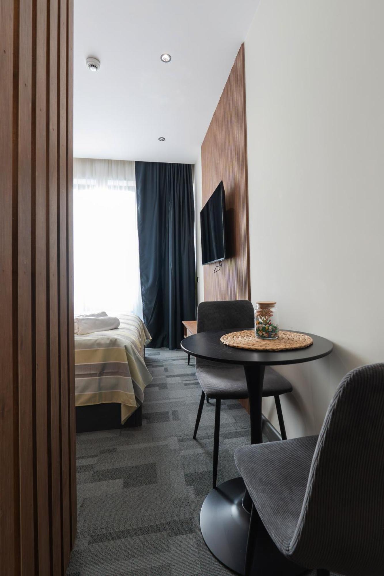 Nova Luxe Hotel & Residences Batumi Bagian luar foto