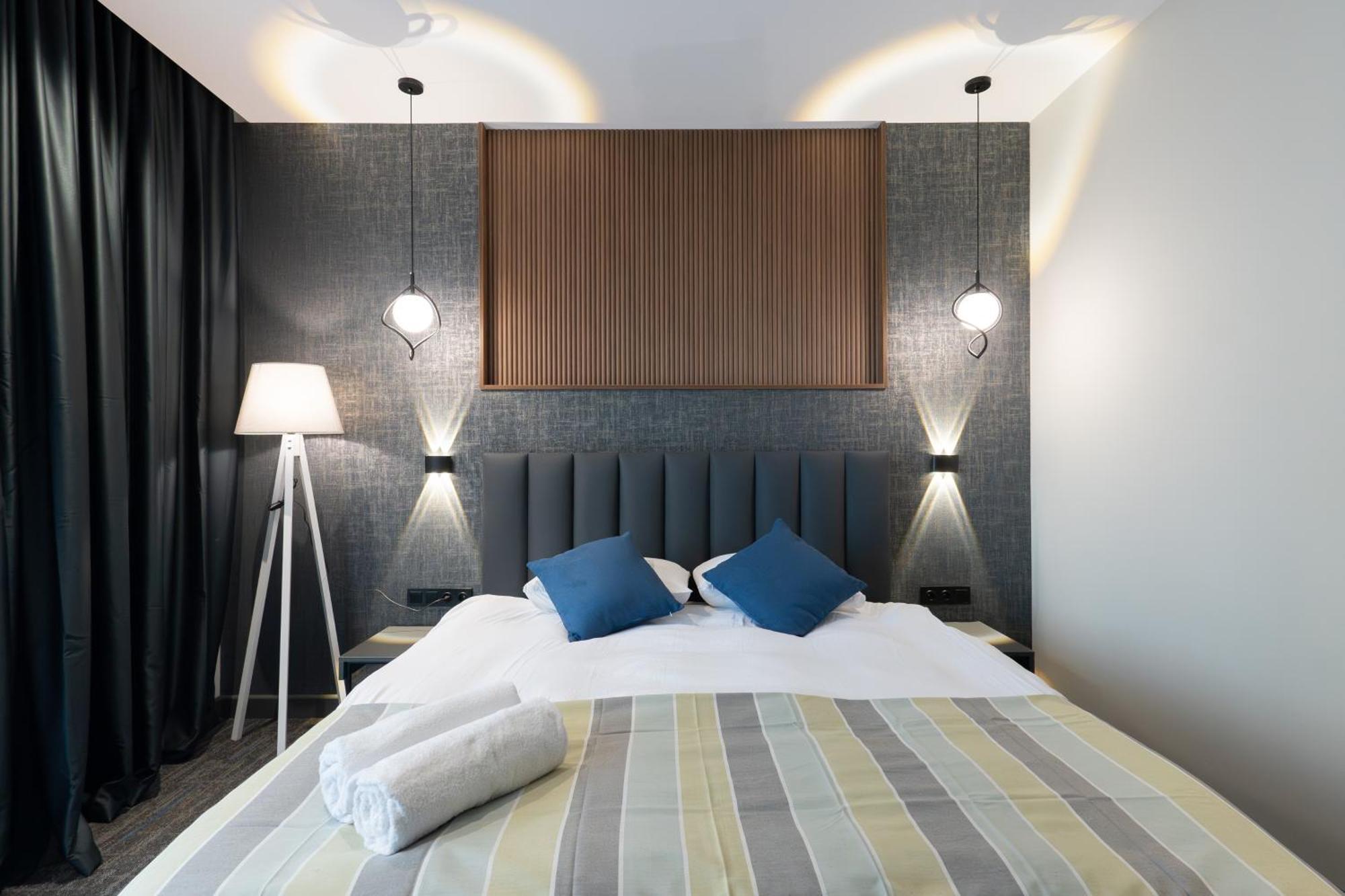 Nova Luxe Hotel & Residences Batumi Bagian luar foto