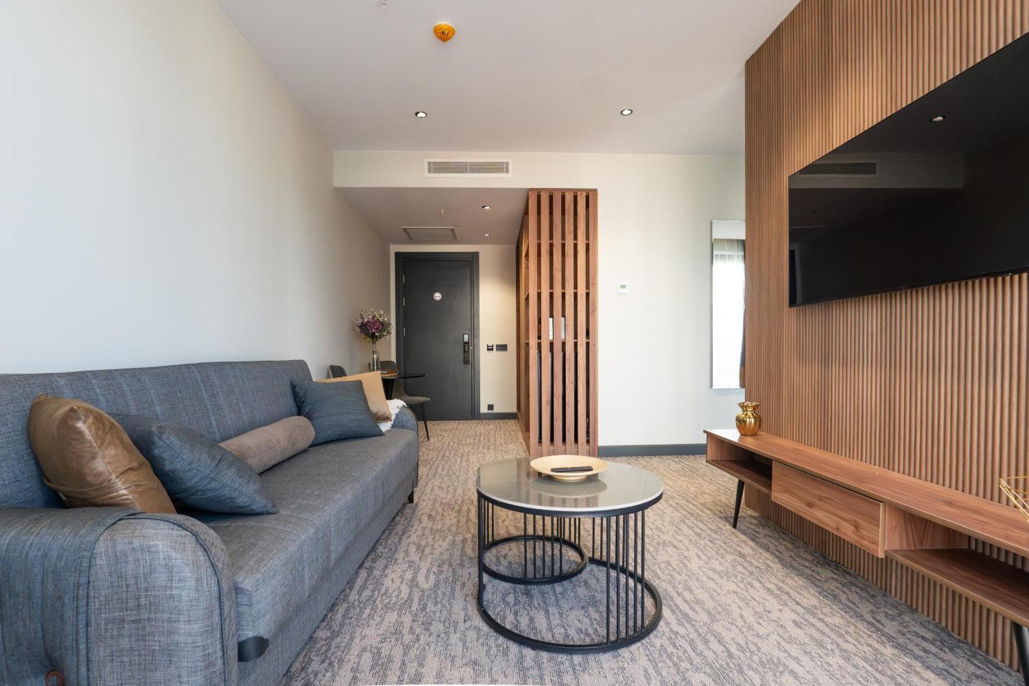 Nova Luxe Hotel & Residences Batumi Bagian luar foto